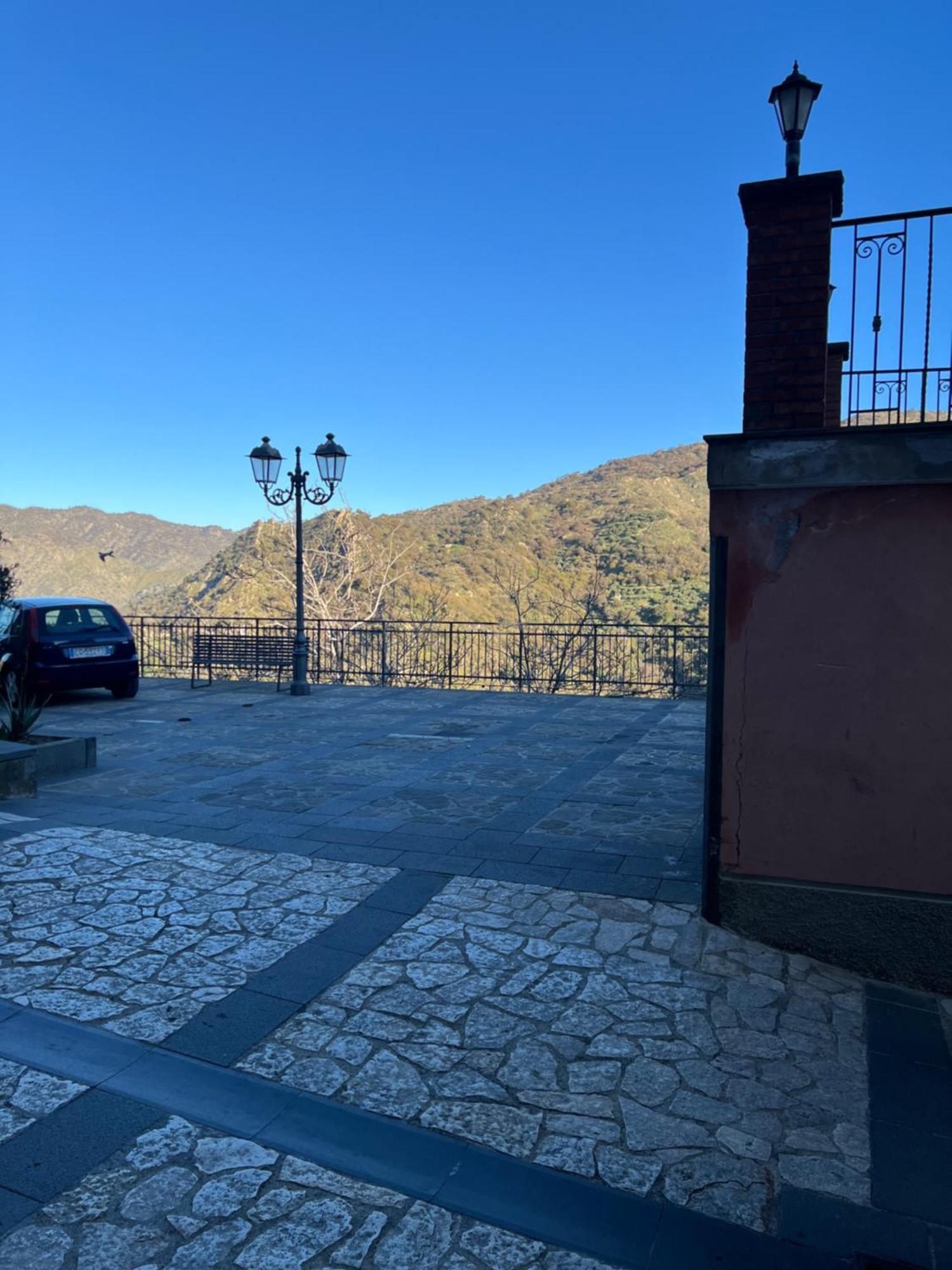 Casa Belvedere Motta Camastra Gole Alcantara 外观 照片