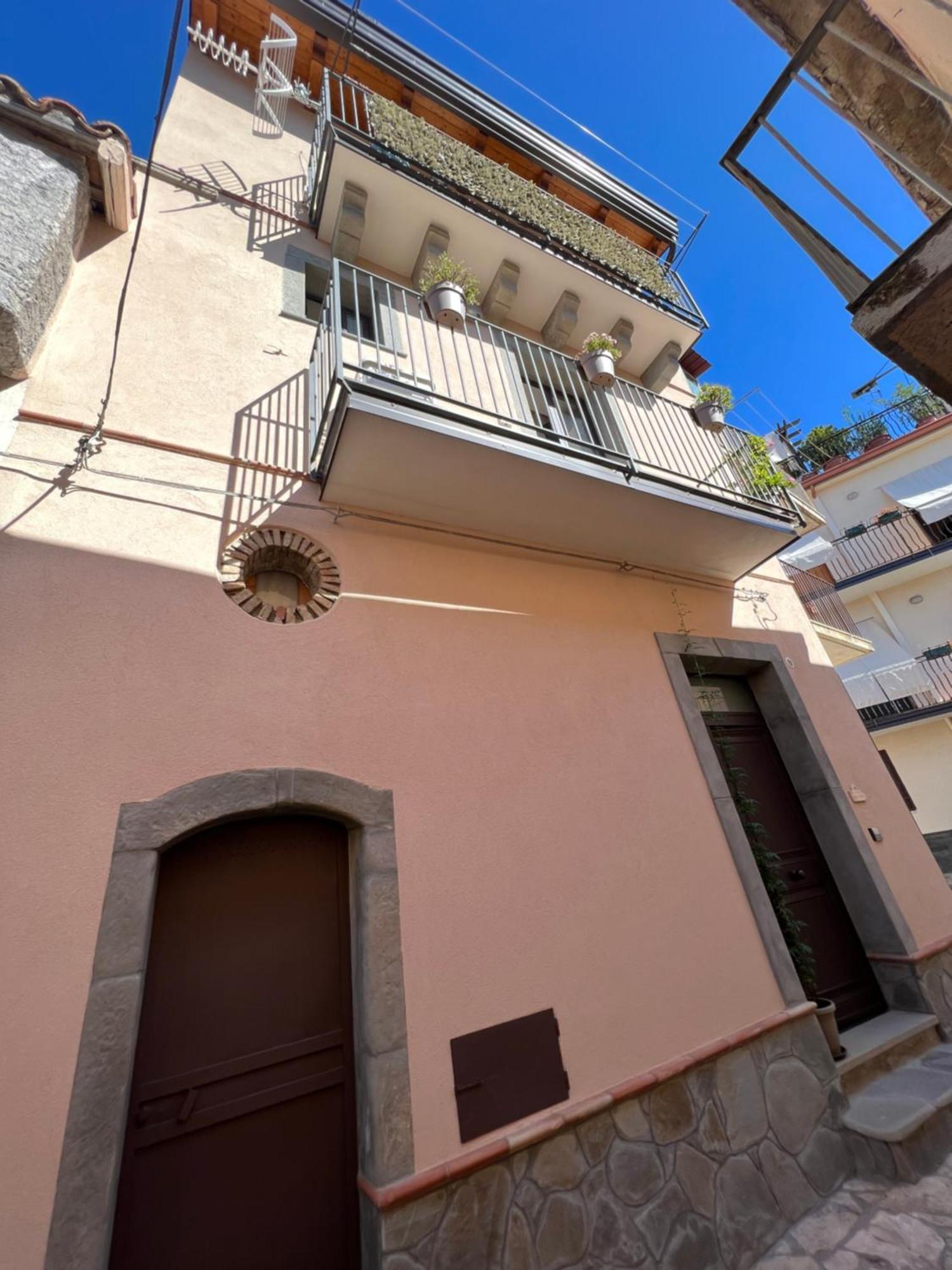 Casa Belvedere Motta Camastra Gole Alcantara 外观 照片